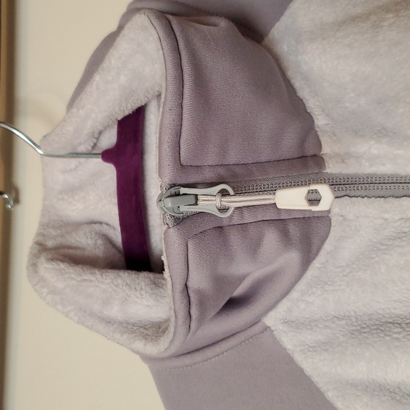 Vest - Picture 3 of 5